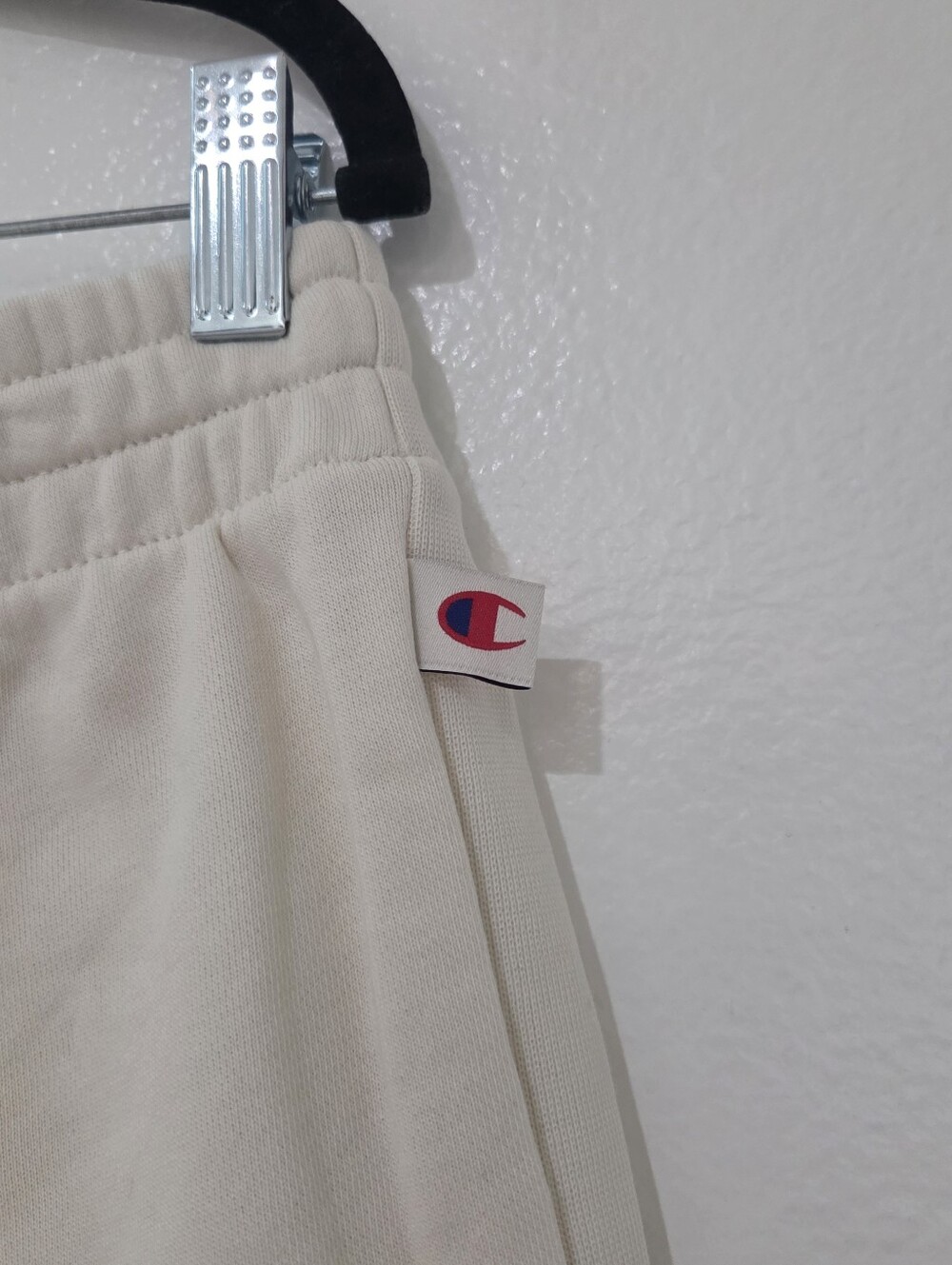 Champion Women's Iconic Raw Edge Shorts - Picture 5 of 7